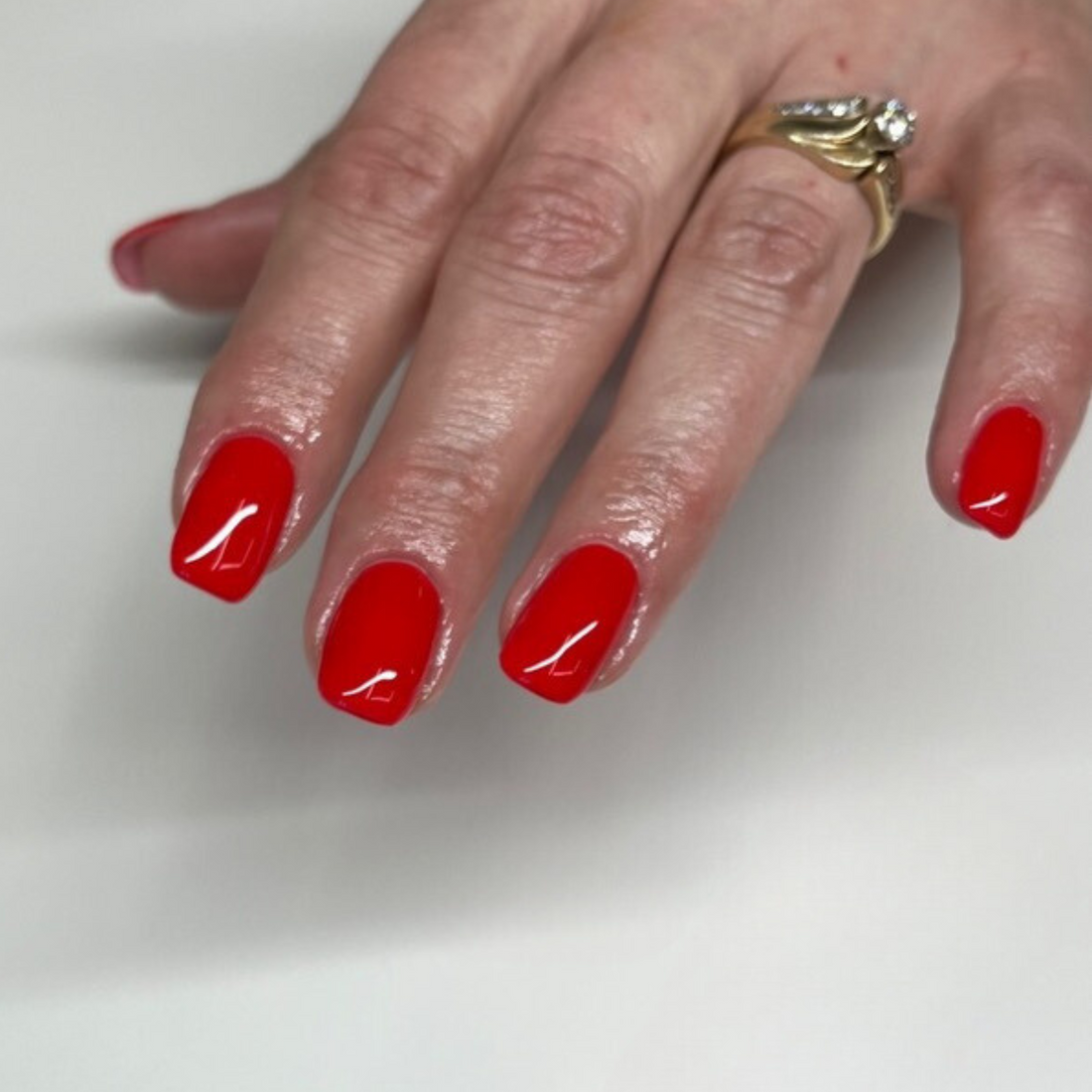 DND 637 Lucky Red
