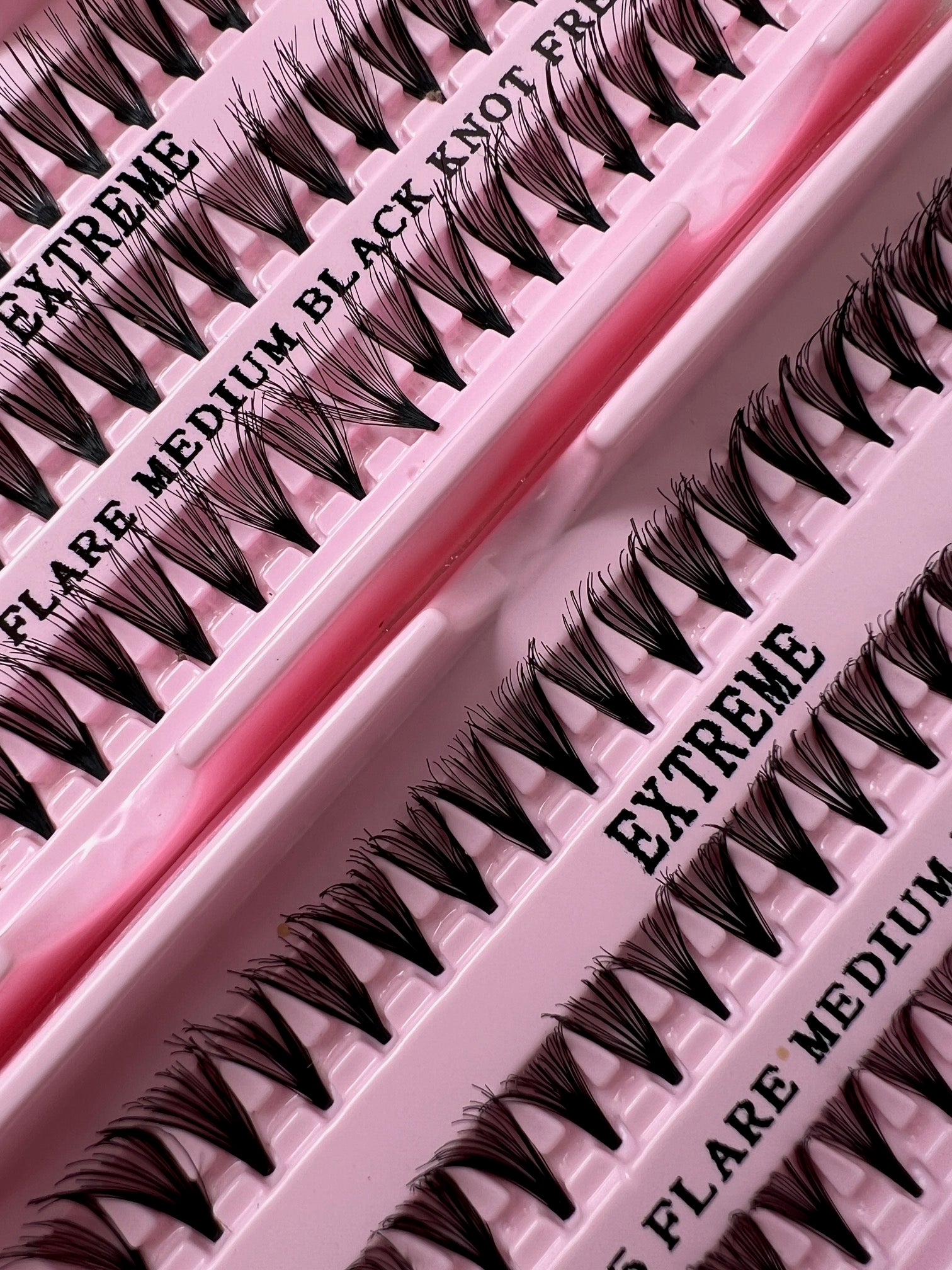 Extreme Triple Flare Lash E15 Medium - Hộp