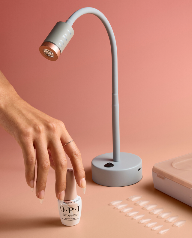 OPI Gellevate 4-in-1 Builder gel  - OPI'M Flawless - 0.5 oz